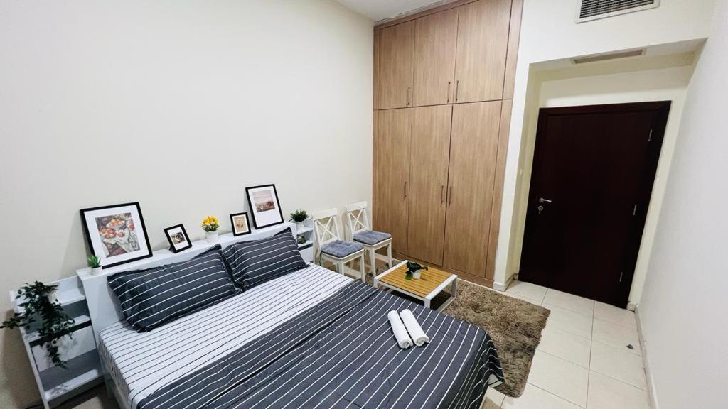 Beautiful Bedroom In Al Barsha Near Mashreq Metro Дубай Екстер'єр фото